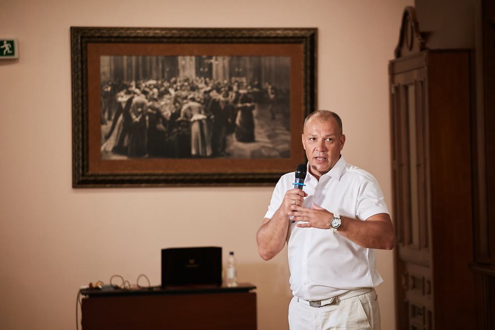 45 лет